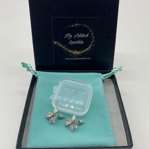 925 Sterling Silver CZ Bow Studs - Picture 5 of 6